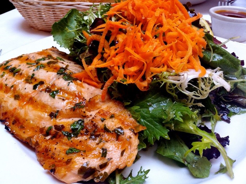Healthy Detox Salad with Grilled White Fish